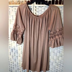 Win Win Womens Size L/ XL Ruffle Sleeve Tunic Top Boho